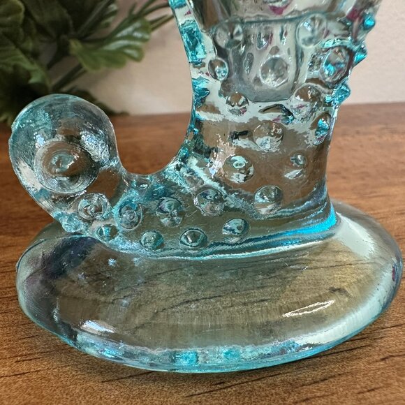 Fenton Aqua Blue Hobnail Cornucopia Glass Vase Vintage Art Glass Collectible - Picture 6 of 6